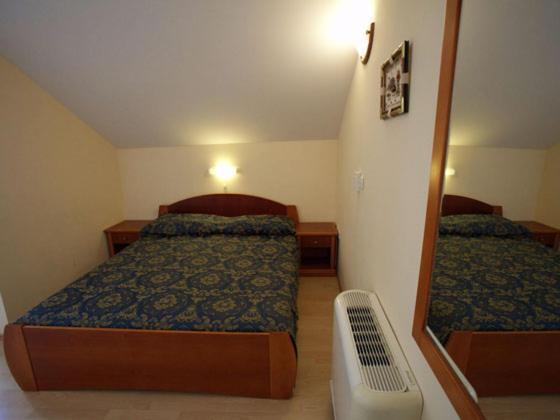 Studio Apartmani Bijeli Delfin Biograd Na Moru Bagian luar foto